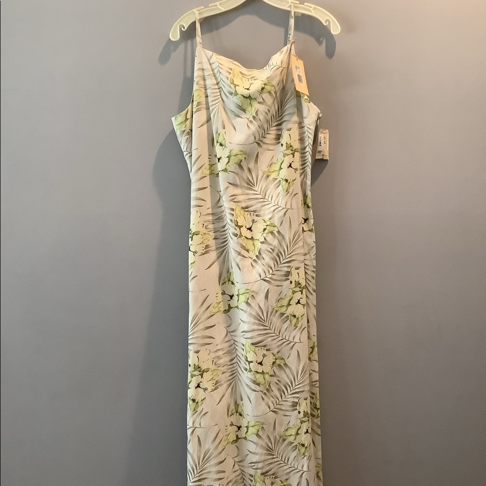 Tommy Bahama long sleeveless dress size 12